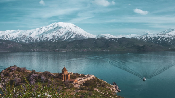En Uygun Van Uçak Bileti Fiyatları